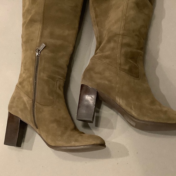 Michael Kors Tall Suede Khaki Round Toe Boot Size 9M - Picture 8 of 14